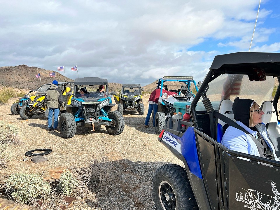 Off-roading around Roosevelt lake
